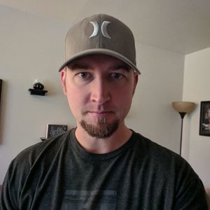 Meet your Posher, Derek